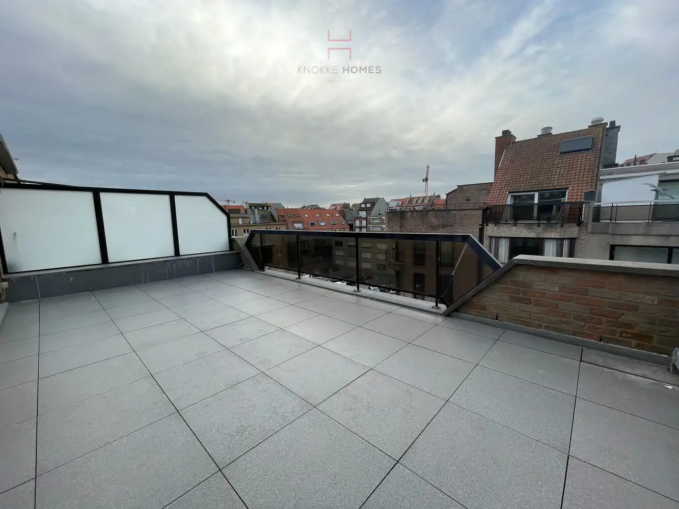 Volledig gerenoveerd penthouse in nabijheid van de zeedijk met schitterende terrassen foto 14