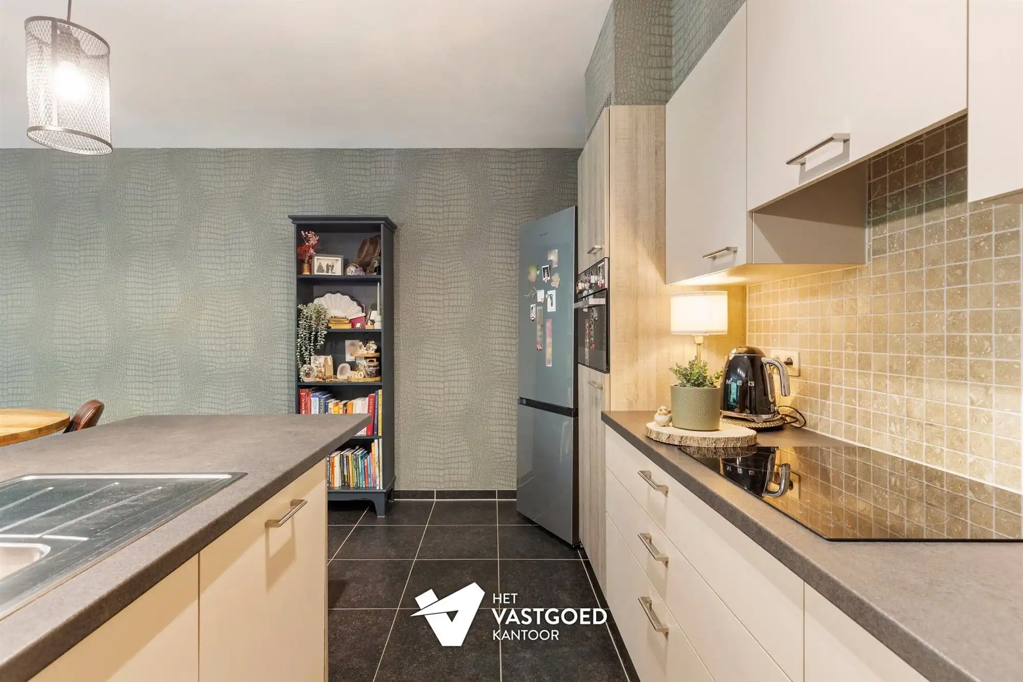 GEZELLIG APPARTEMENT MET 2 SLAAPKAMERS, RUIM TERRAS EN OVERDEKTE AUTOSTAANPLAATS TE BERINGEN foto 10