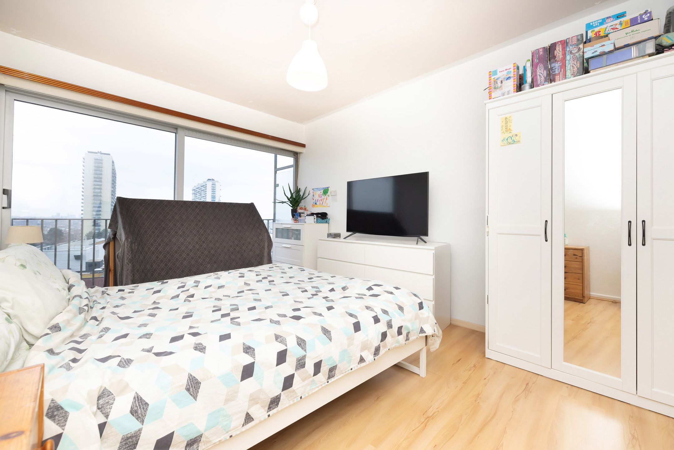 Ruim appartement van ± 100m² met 2 slaapkamers foto 7