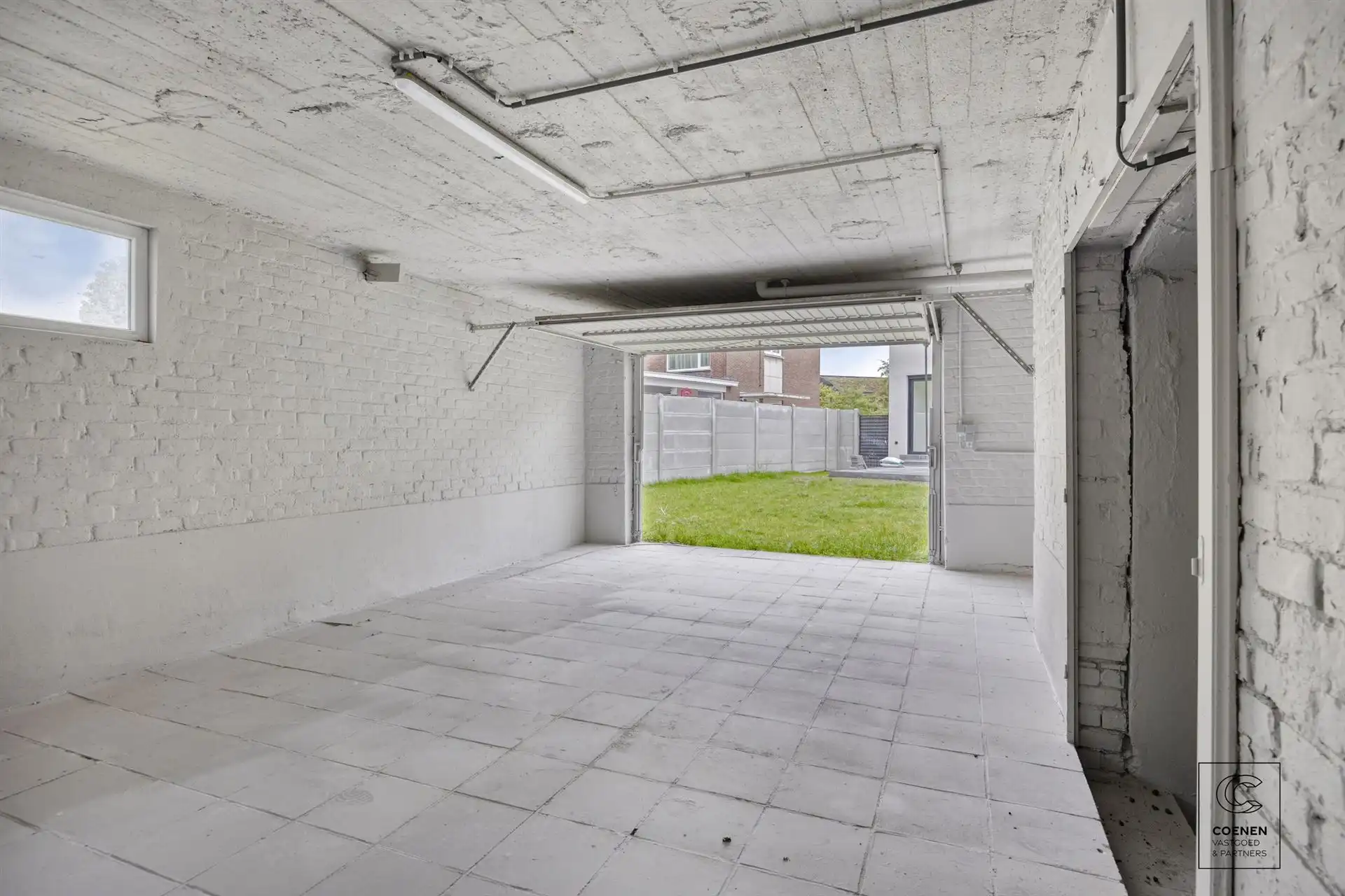 Volledig gerenoveerde woning van 230 m² met 5 slpk's! foto 24