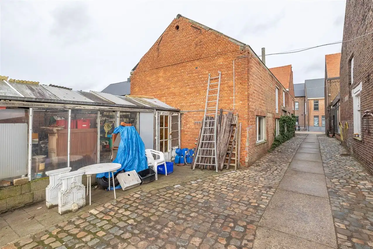 Woning met 3slk, tuintje en werkhuis foto 42