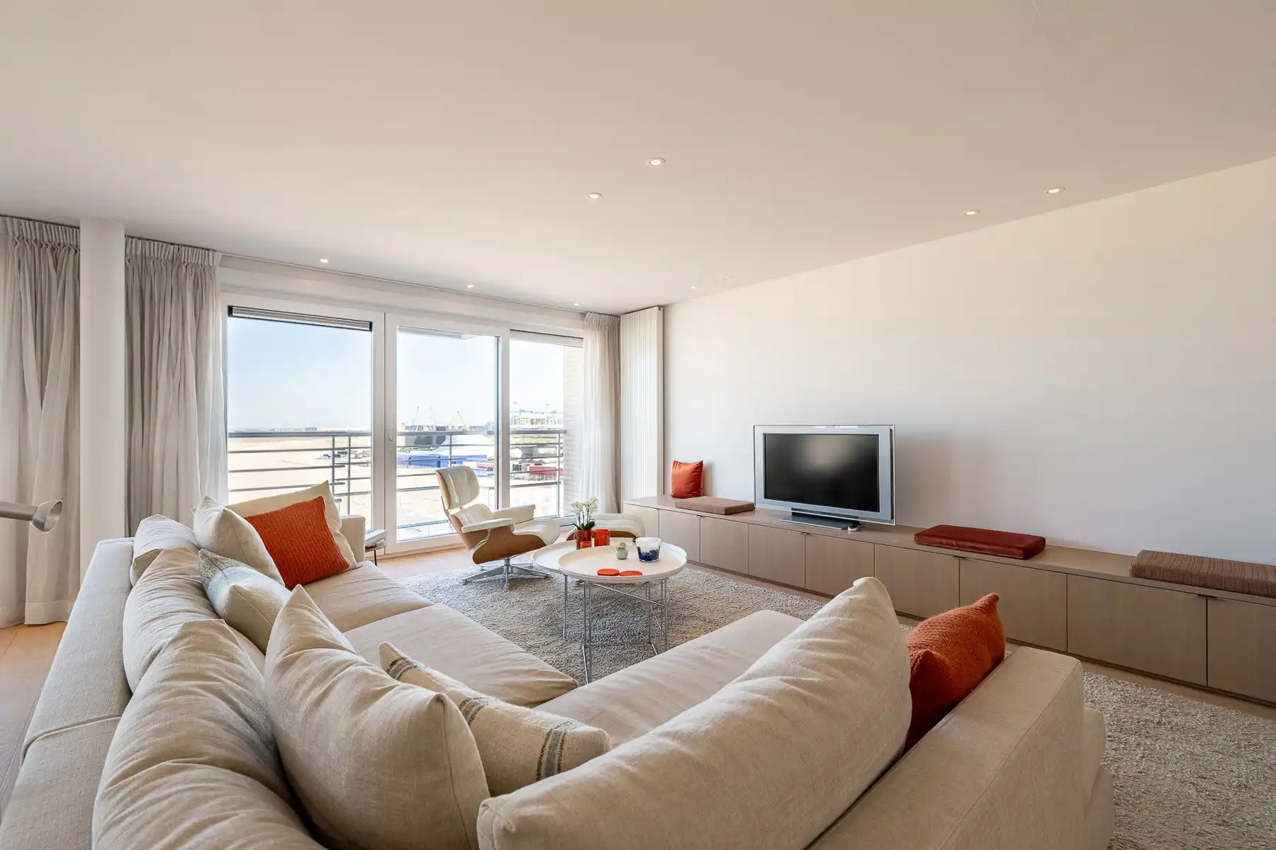 Stijvol afgewerkt appartement met frontaal zeezicht te Zeebrugge foto 6