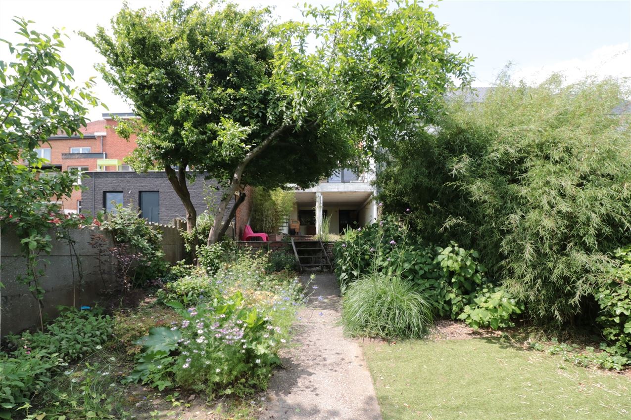 gerenoveerd, toplocatie, label C,oostterras, tuin foto 4