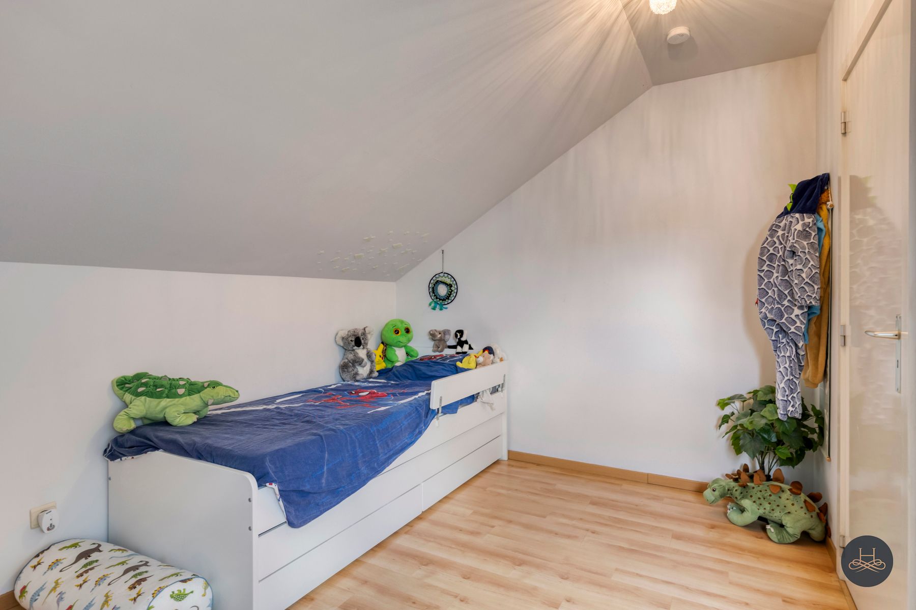 Gezellige halfopen bebouwing met 3 slaapkamers en leuke tuin foto 20