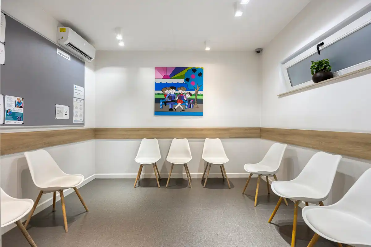 ROYALE WONING MET DOKTERSPRAKTIJK TE BILZEN HOESELT. foto 43