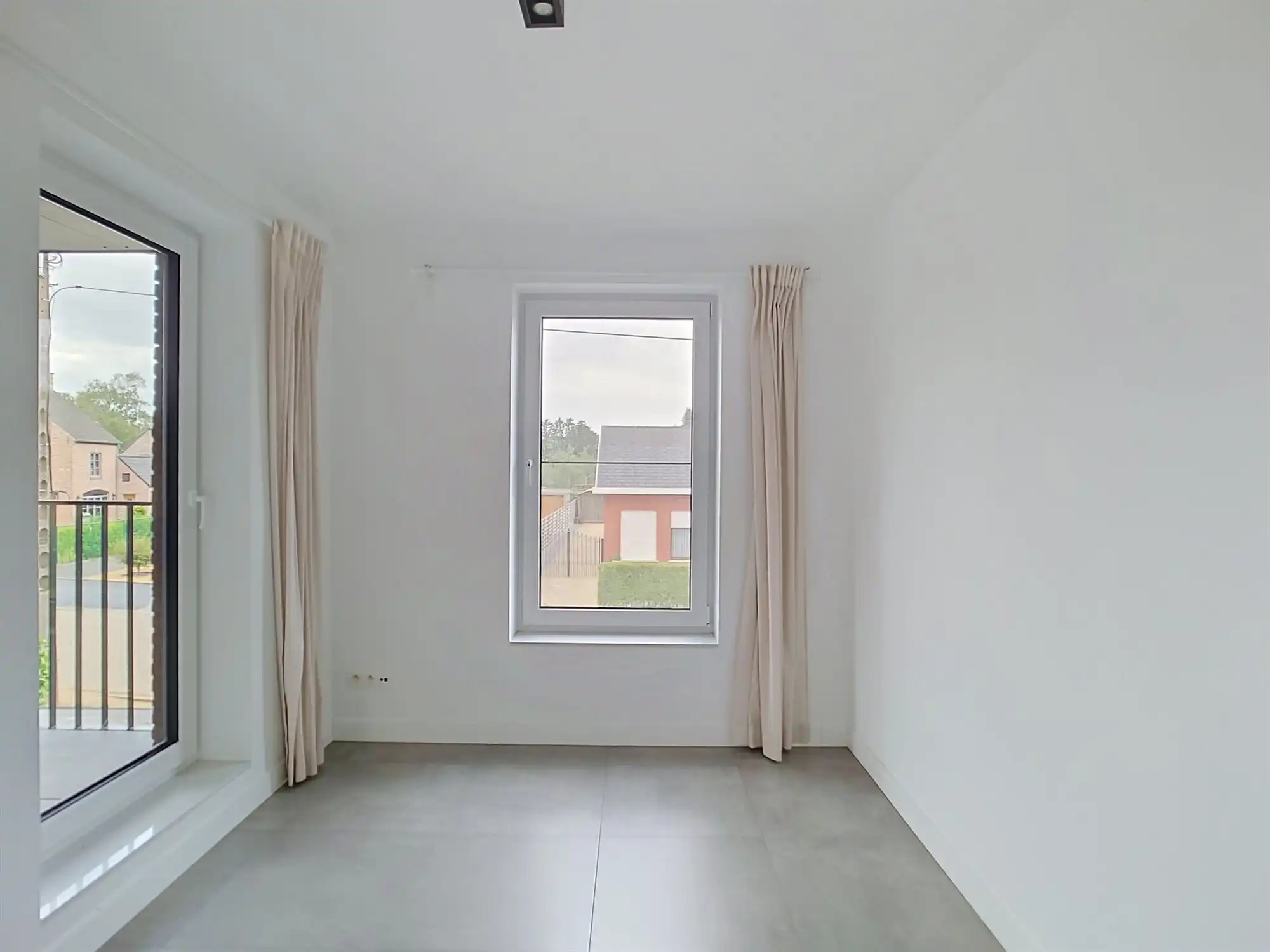 Lichtrijk en recent nieuwbouwappartement met 3 slaapkamers en overdekt terras in een rustige omgeving foto 9