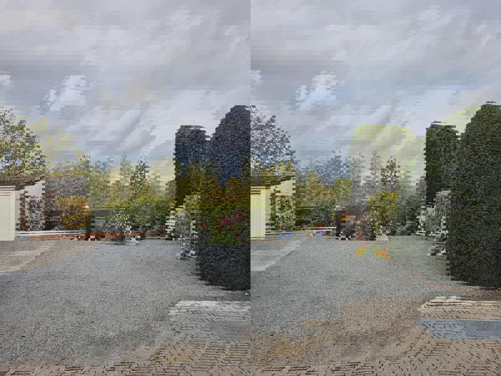 Studio met garage op een goede locatie foto 10