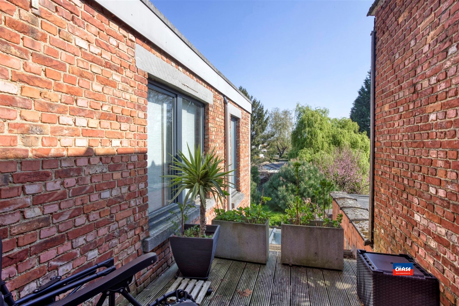 Recent gerenoveerde woning met 3 slaapkamers en tuin foto 21