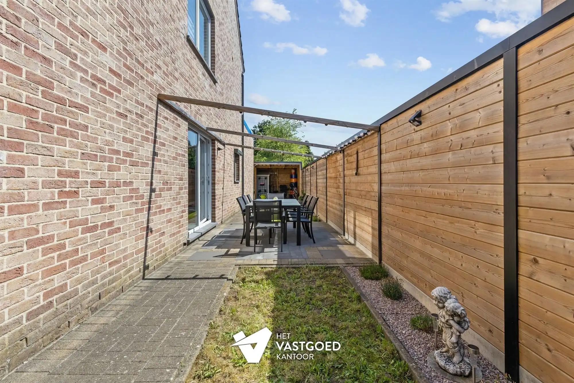 MOOI AFGEWERKT 2 SLAAPKAMER APPARTEMENT MET PRIVATIEVE TUIN EN AUTOSTAANPLAATS TE BEVERLO foto 21