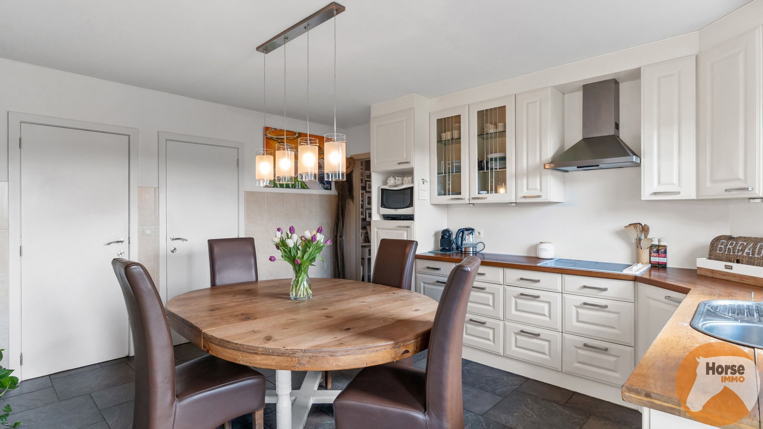 RAVELS - Instapklare woning met loods en stallen op ca.1,6Ha foto 6