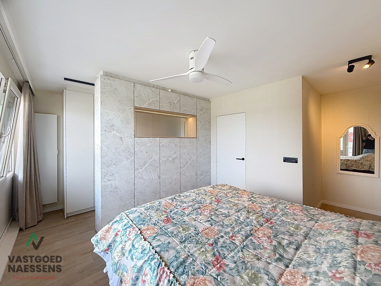 SCHITTEREND VERNIEUWD 3 SLPK APP MET ZICHT OP ZEE EN TERRAS foto 22