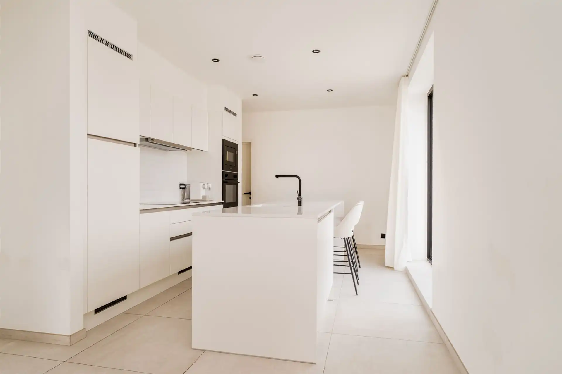 Volledig nieuwe penthouse met 3 slaapkamers foto 2