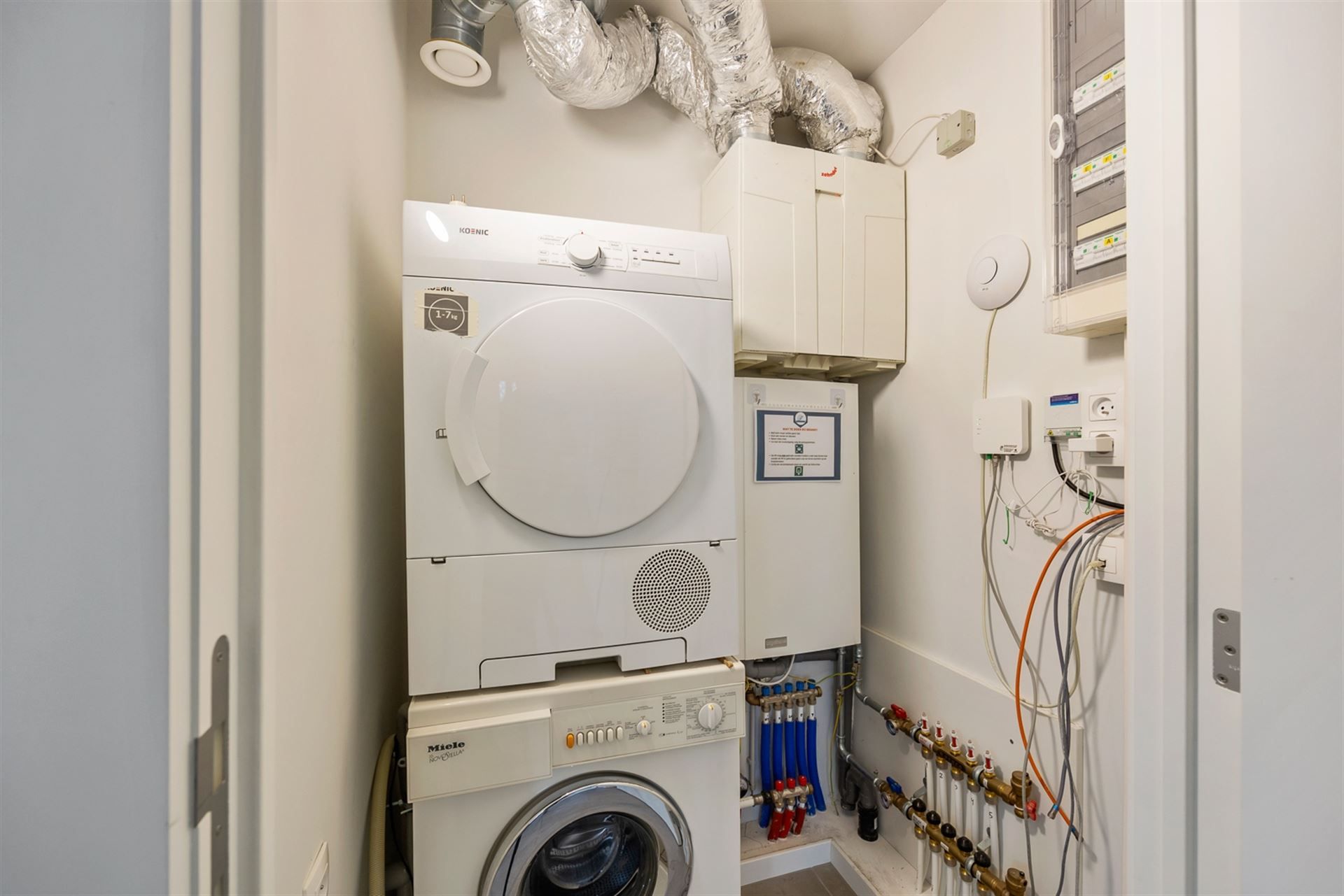 Instapklare Assistentiewoning met Terras In Kontich foto 11