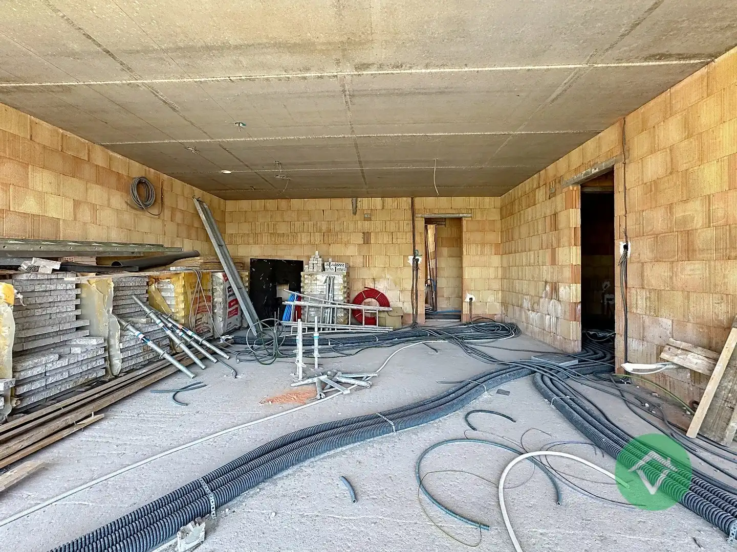 Appartement met 2 slaapkamers en een groot terras te Lichtervelde foto 23