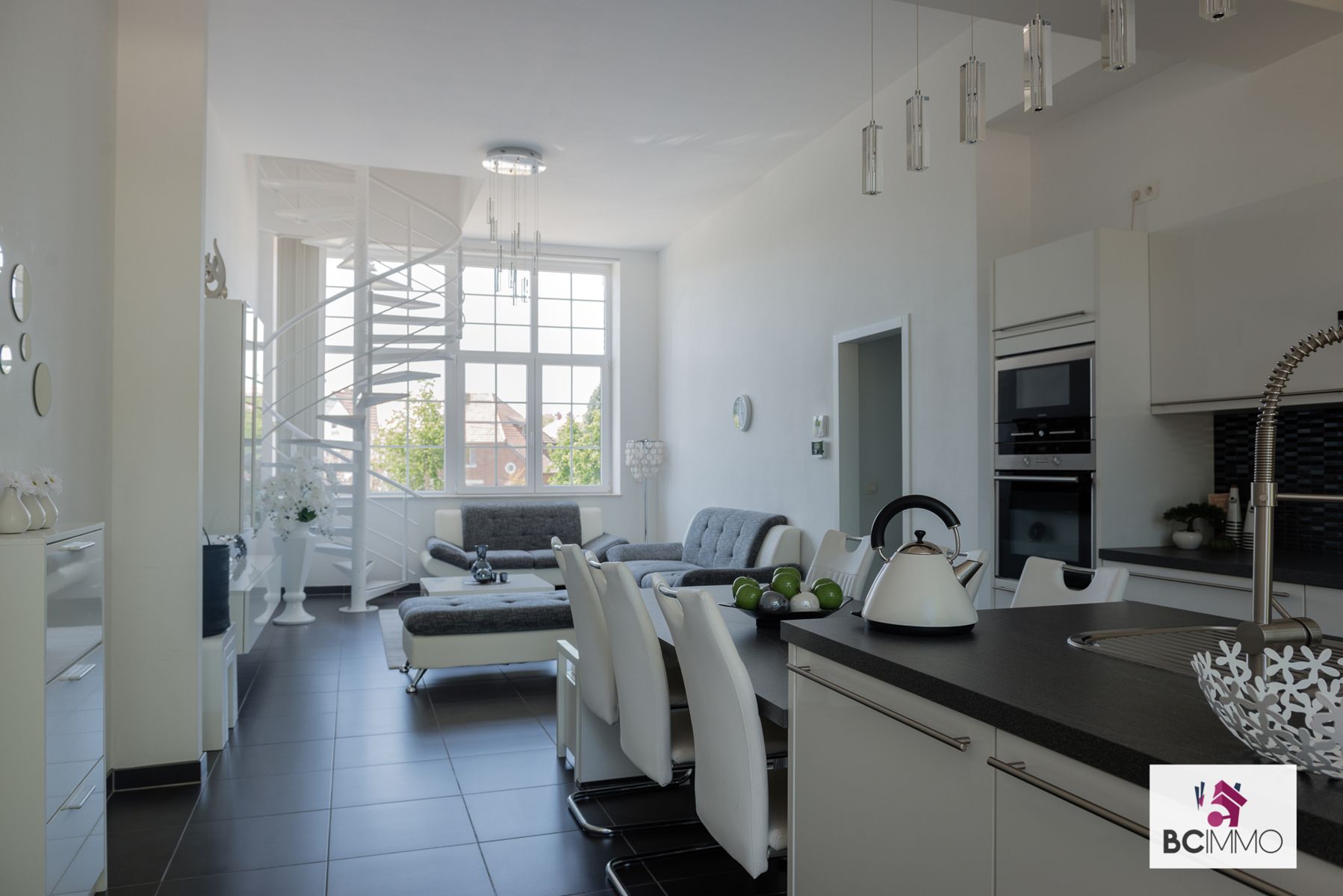 Unieke duplexwoning in gerenoveerde schoolsite | Sint-Janspark 24, Genk foto 2