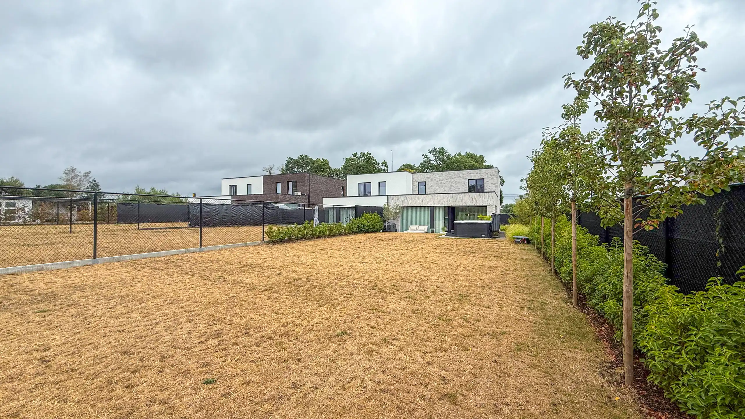 Luxueuze nieuwbouwwoning uit 2023 met E-peil 13 te Paal! foto 56