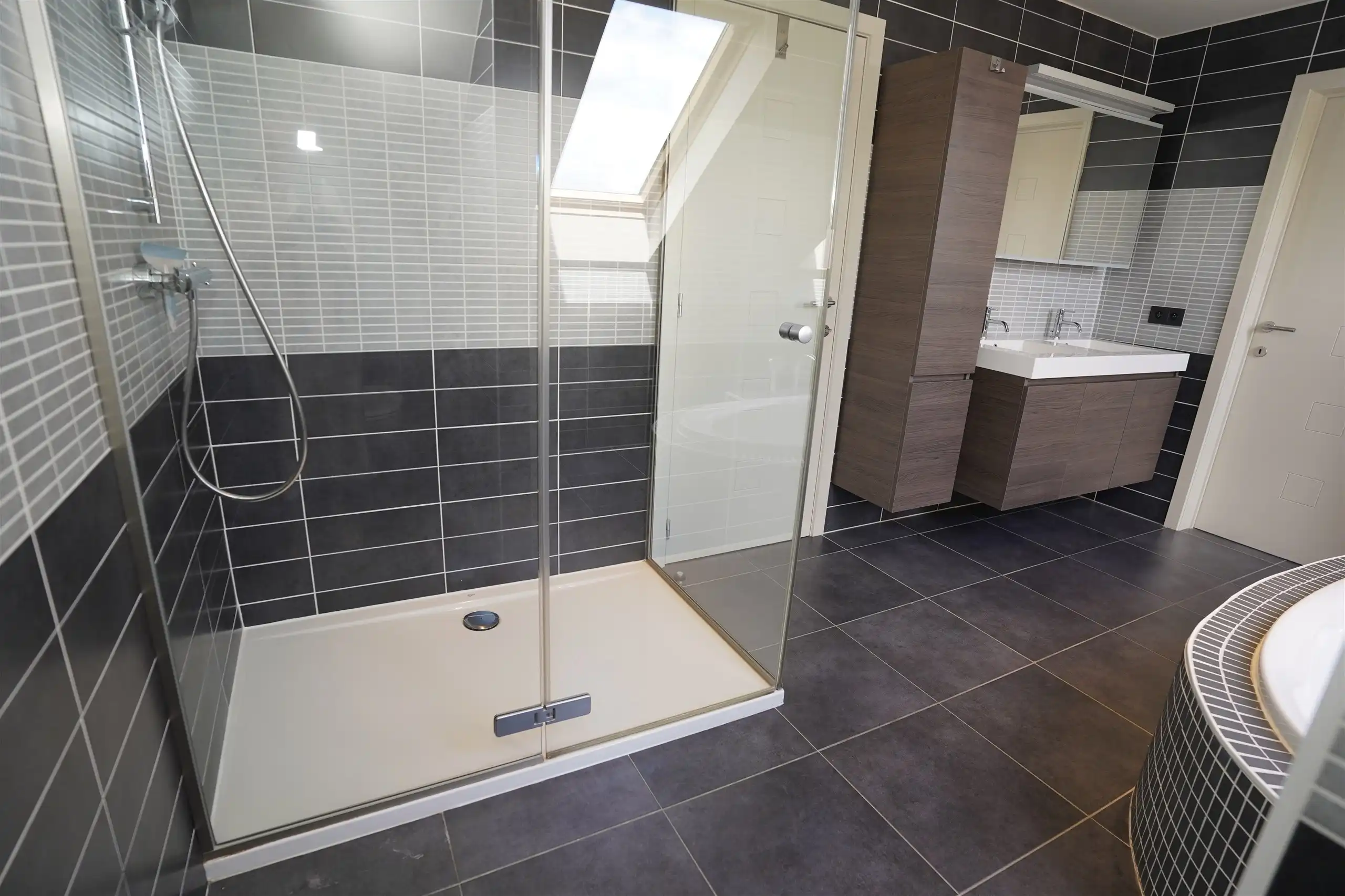 Prachtige halfopen villa met zicht op groen – ruimte, rust en comfort op 952 m² foto 23