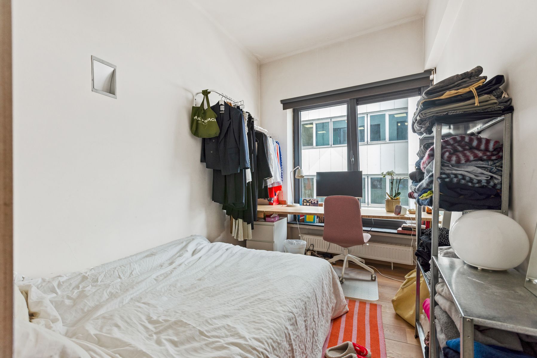 Stijlvol appartement met 30 m² terras en veel berging foto 17