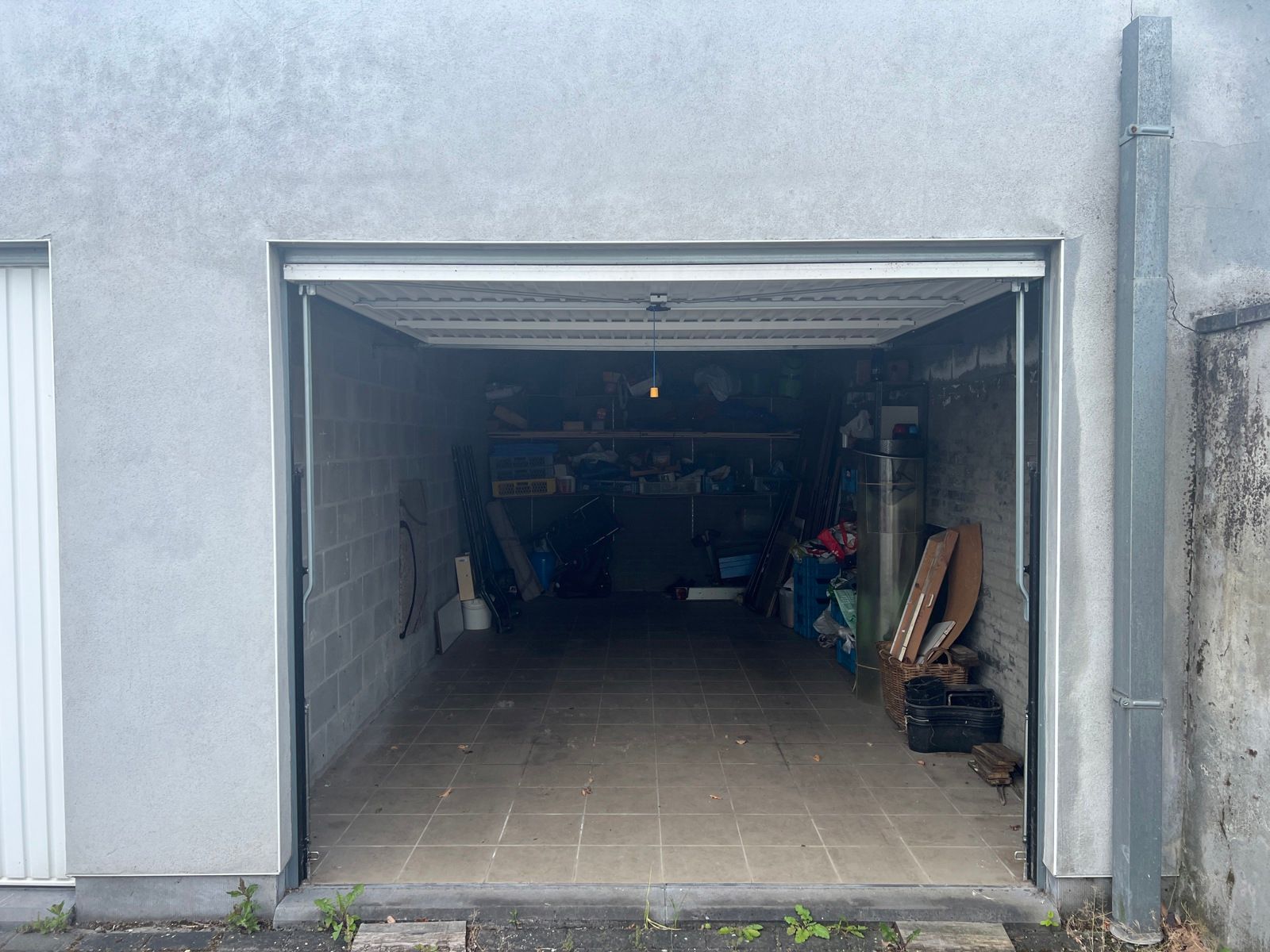 GESLOTEN GARAGEBOX TE KOOP IN MOORSEL (AALST) foto 3