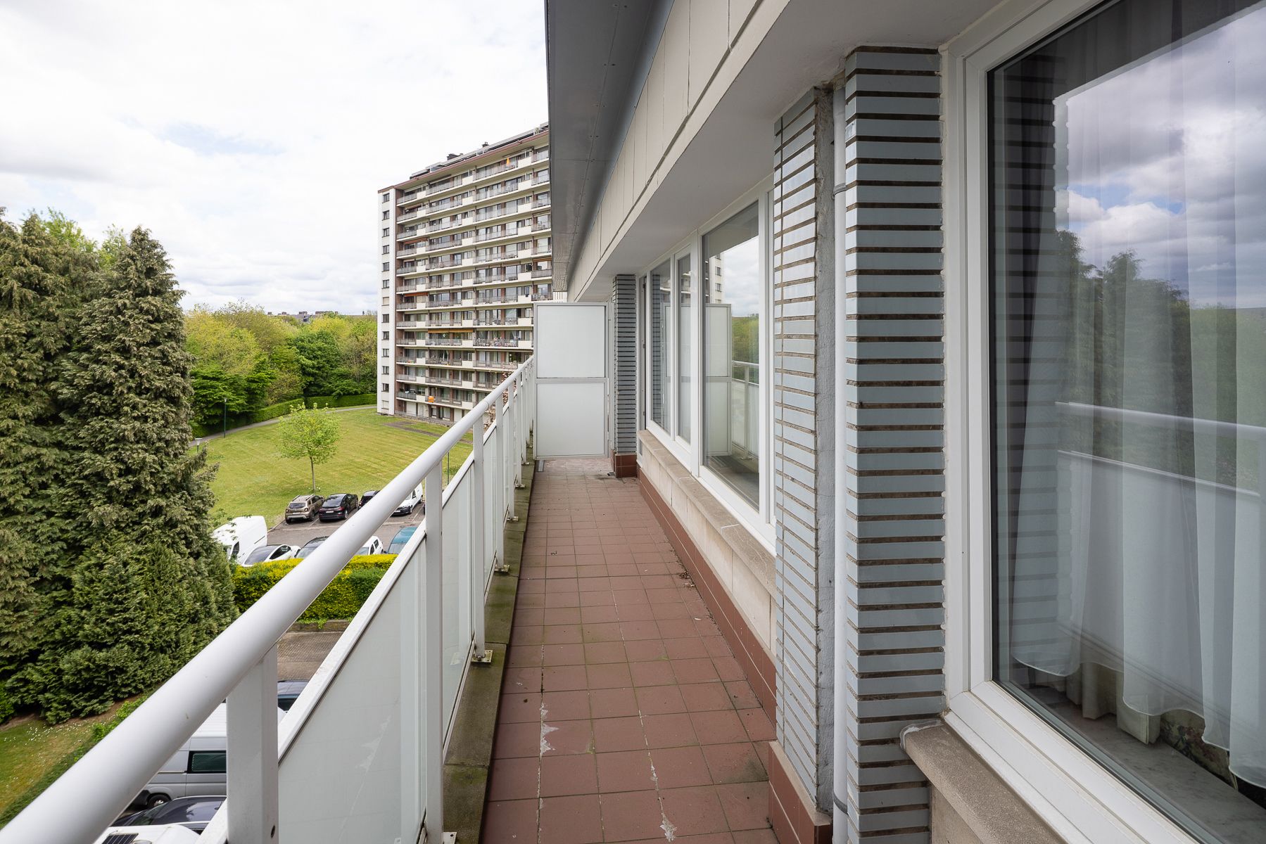 Ruim appartement met drie slaapkamers  foto 16