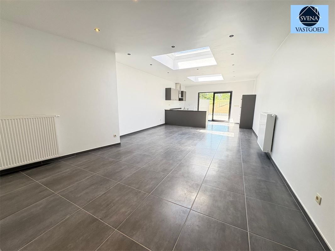 PRACHTIG GERONOVEERDE WONING MET 4 SLAAPKAMERS foto 5