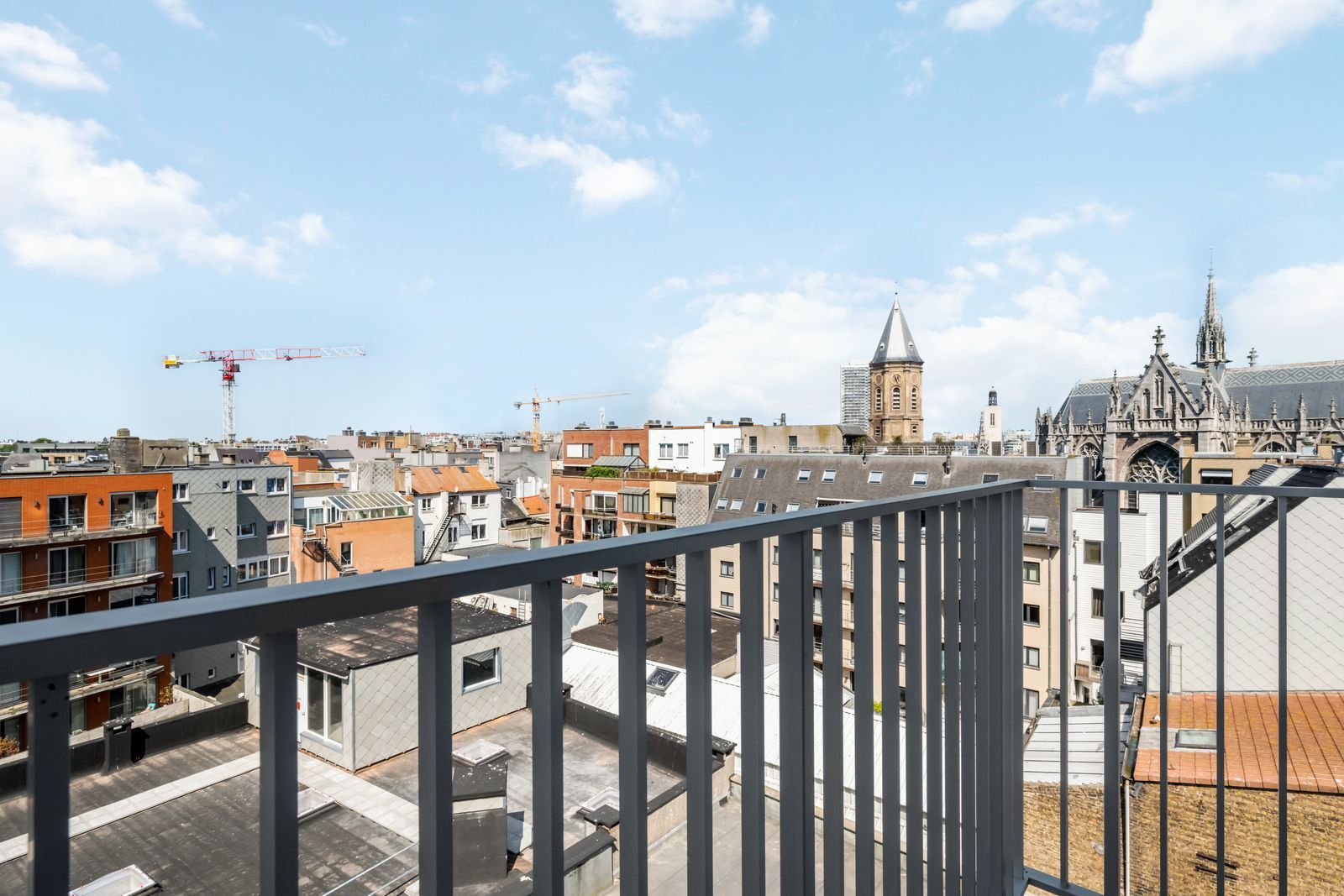 Fantastisch penthouse appartement met zonnig terras en zicht op jachthaven foto 9