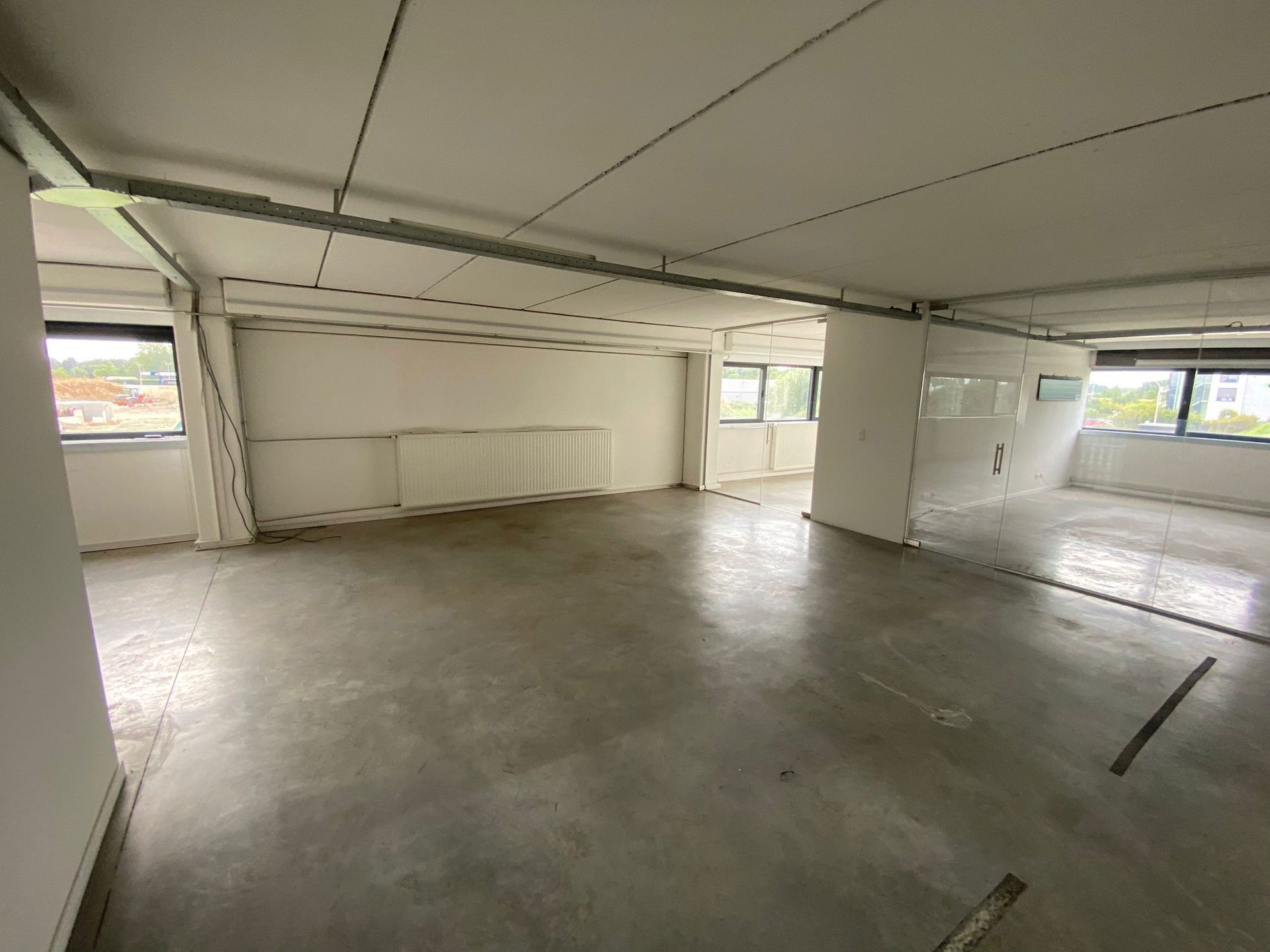 Kantoor/Showroomruimtes te huur Kruibeke foto 9