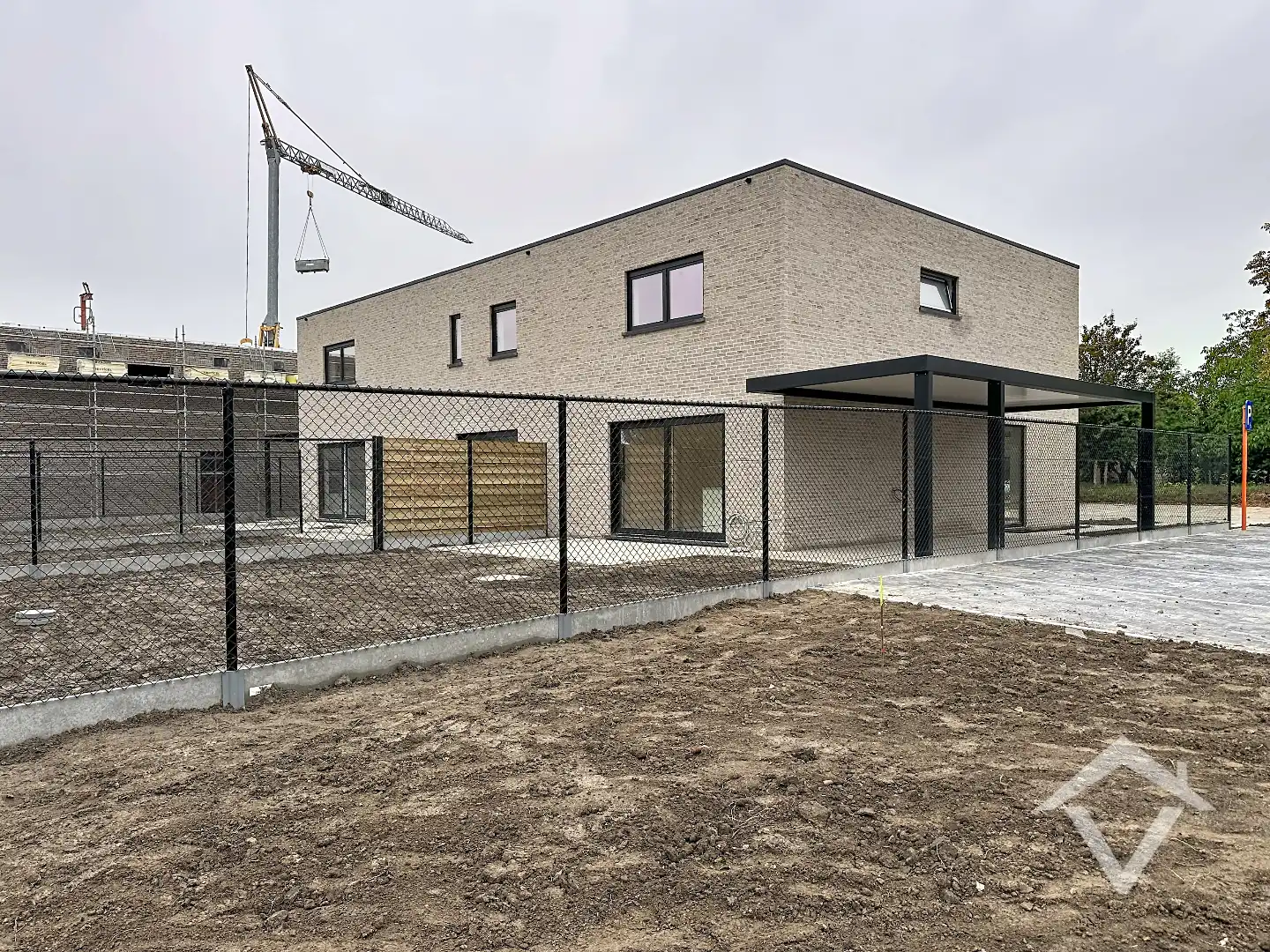 Woning met 3 slaapkamers en carport te Proven  foto 17