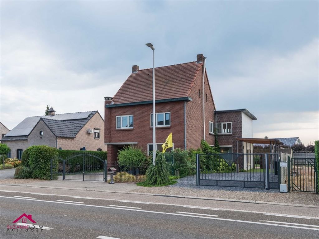 Zeer ruime, vrijstaande gezinswoning foto 3