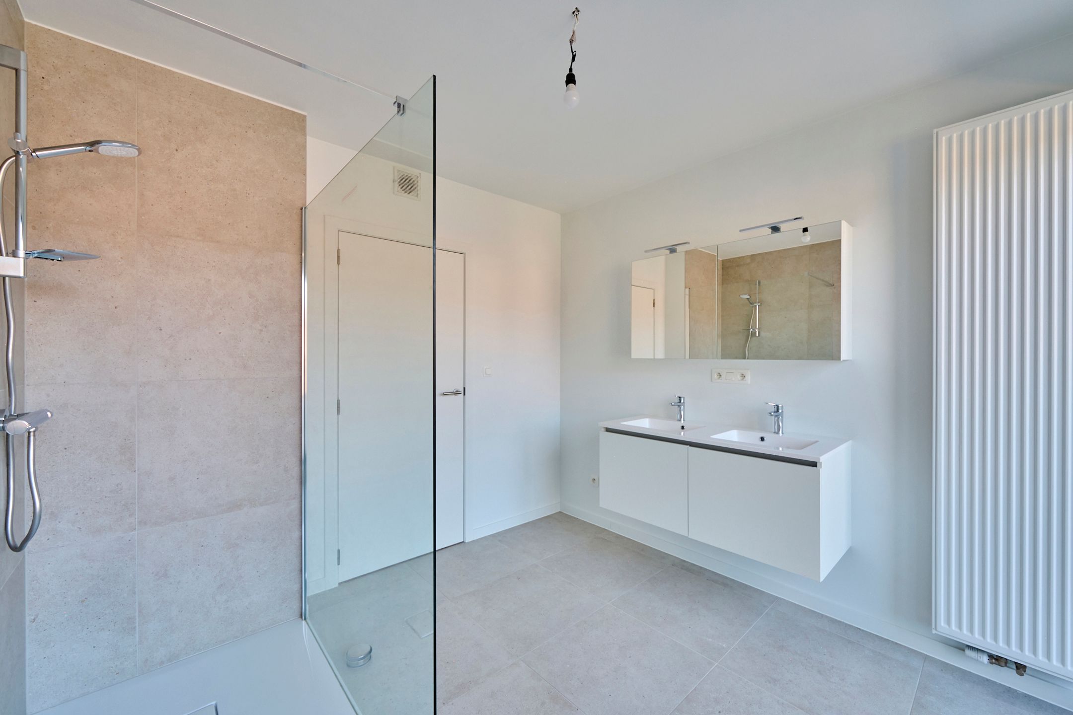 Gerenoveerd appartement (116m²) + zuidgericht terras foto 12