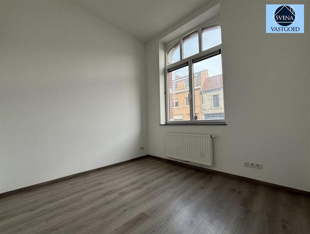 GELIJKVLOERSAPPARTEMENT MET 2 SLAAPKAMERS foto 7