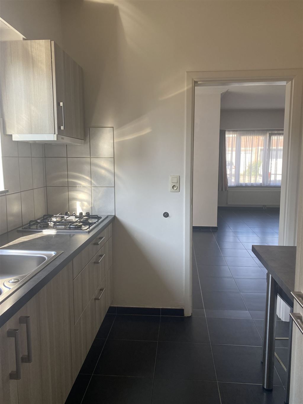 Gelijkvloers appartement in rustige straat foto 5