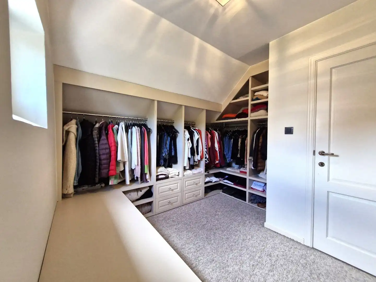 Uiterst charmante halfopen bebouwing met weidse zichten op een perceel van 2012m²  foto 31