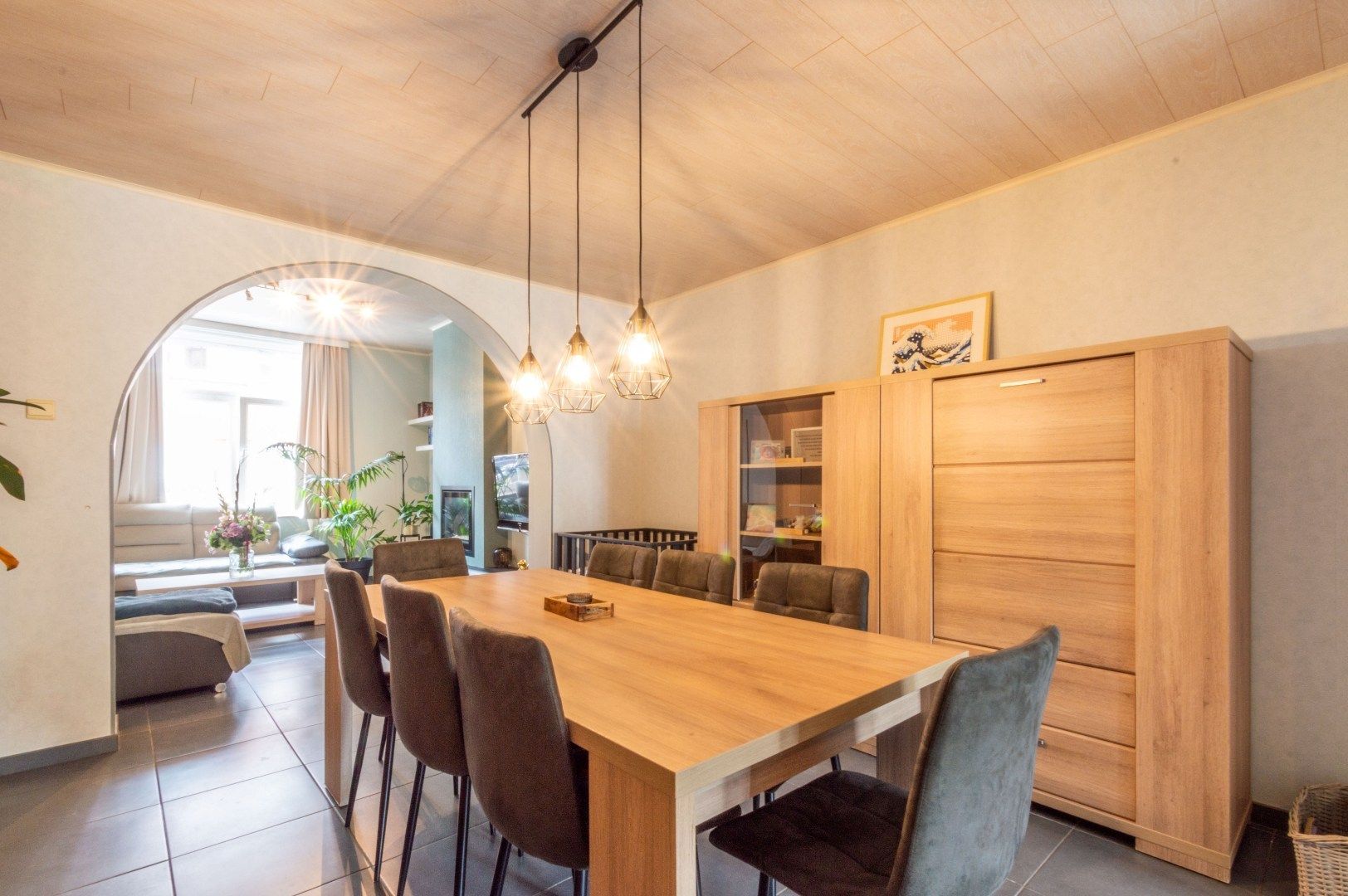 INSTAPKLARE WONING MET 3 SLAAPKAMERS + ZUID-TUIN! foto 2