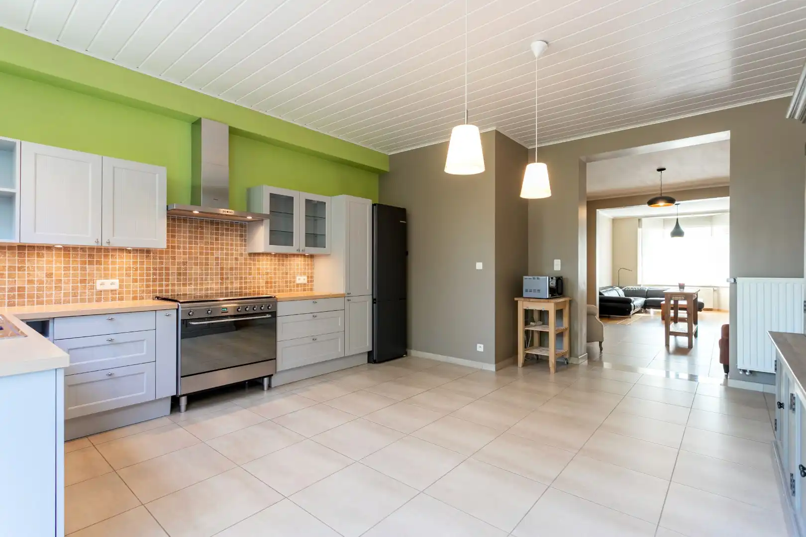 Instapklare woning met 3 slpk, oprit en tuin te Halle foto 9