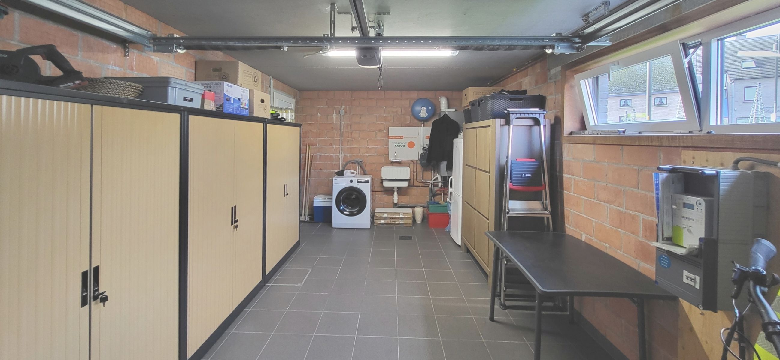 Ruime halfopen bebouwing met 3 slaapkamers en garage foto 14