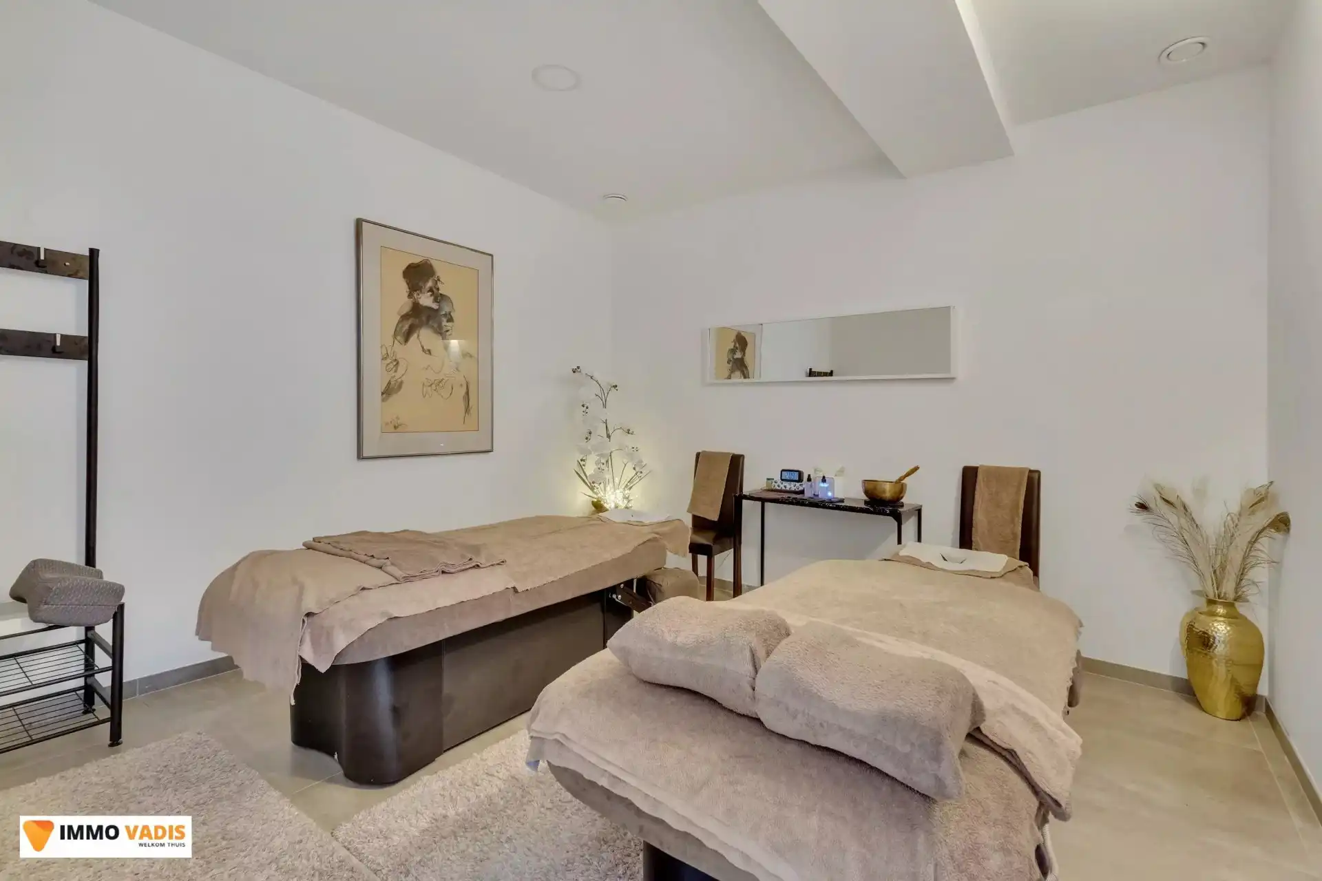 Handelspand met instapklare woning op toplocatie foto 27