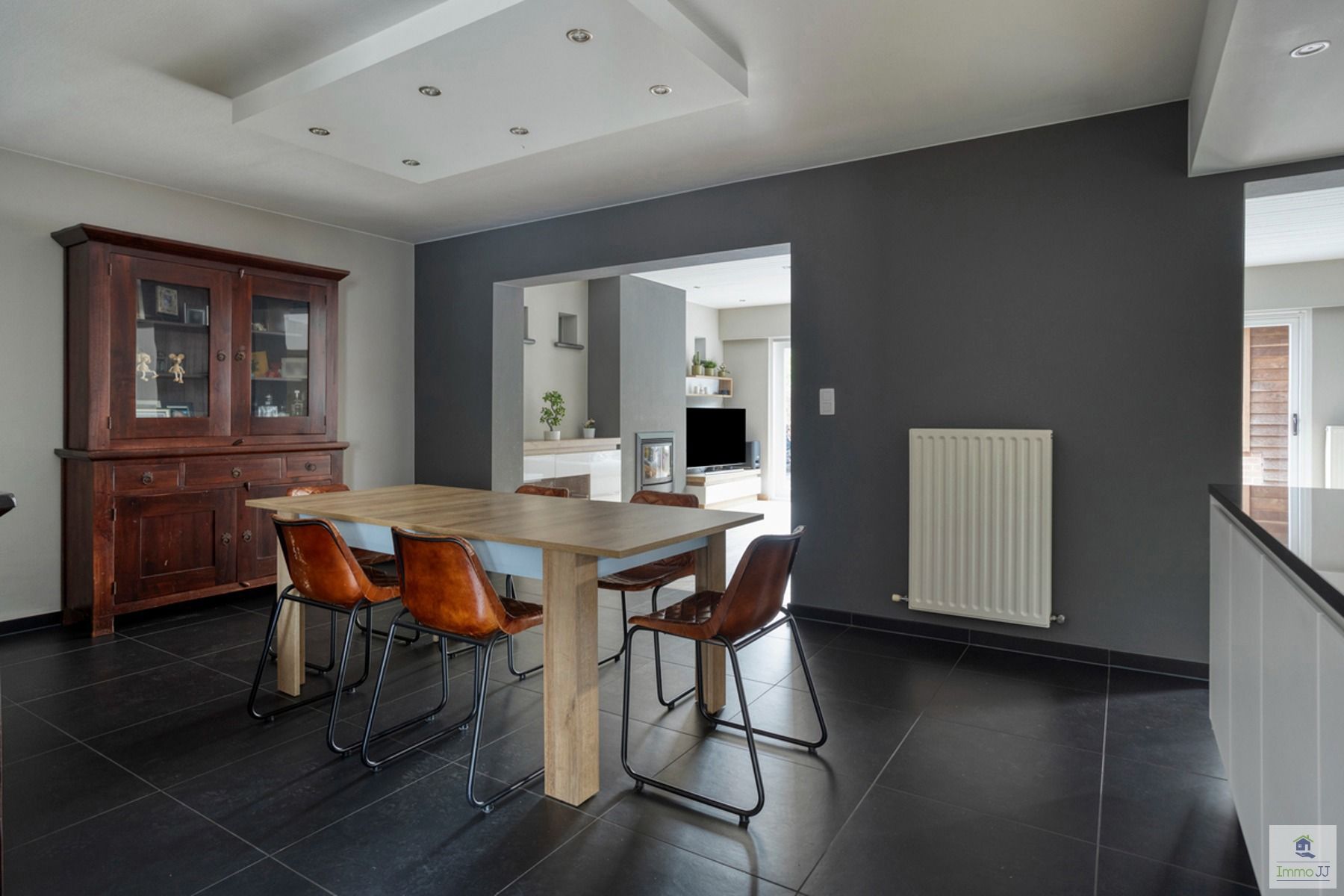 Halfopen bebouwing met zwembad foto 6