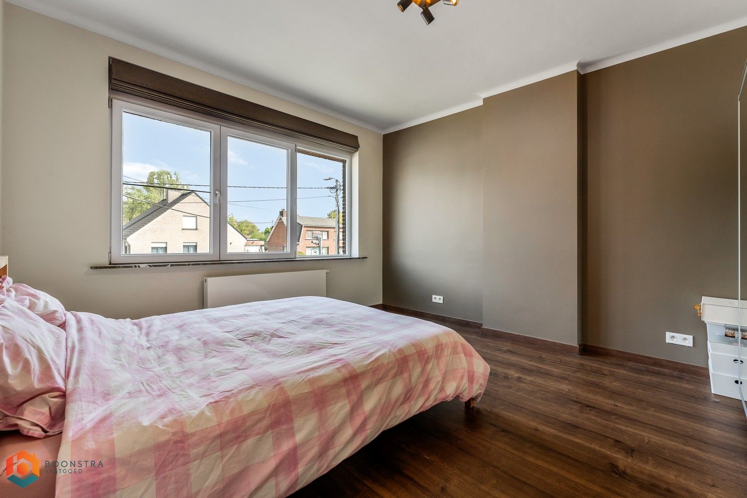 Woning met 3 slpkrs op ruim perceel te OLV-Waver foto 9