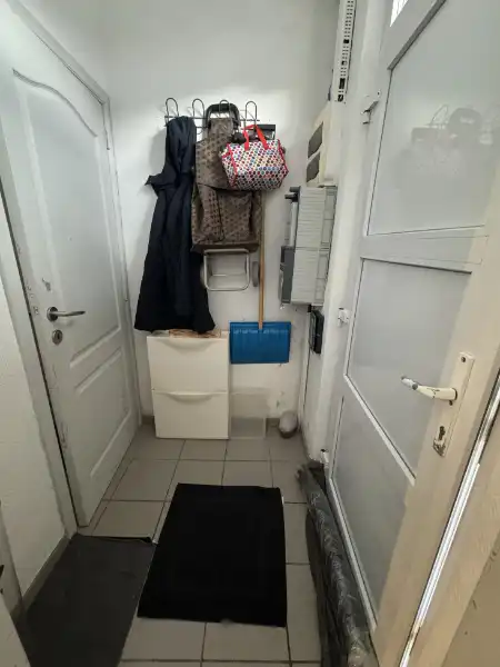 Gelijkvloerse studio te koop foto 12