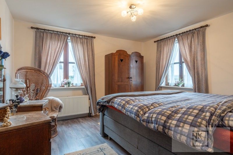 Charmante fermette woning met 4 slaapkamers, bureau en ruime werkplaats op een prachtig perceel in Arendonk! foto 27