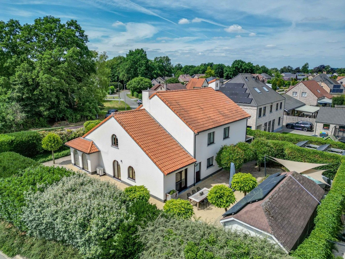 Uitstekend gelegen, gerenoveerde villa op 10a foto 41