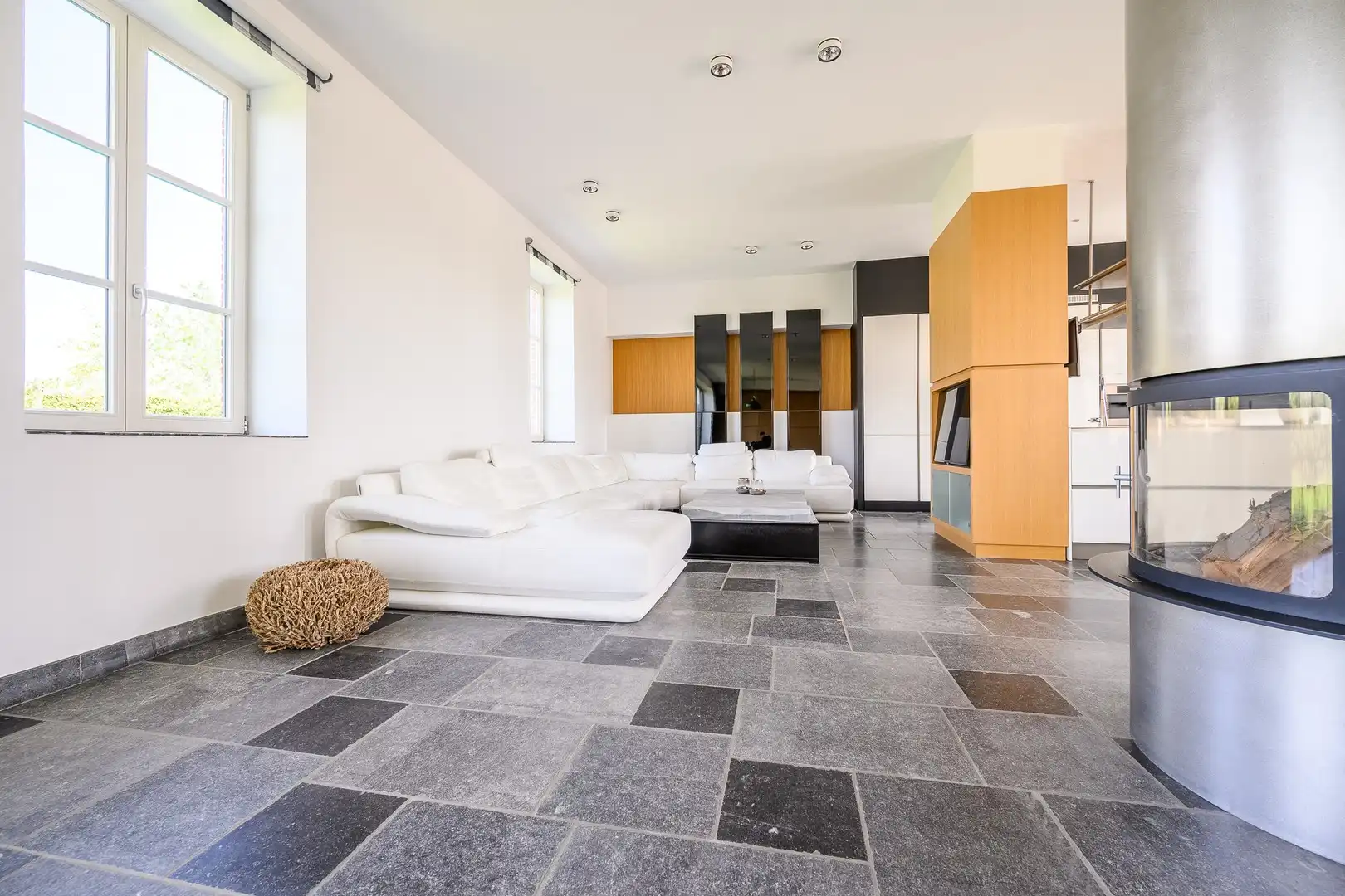 Prachtige gerenoveerde hoeve met loods foto 8