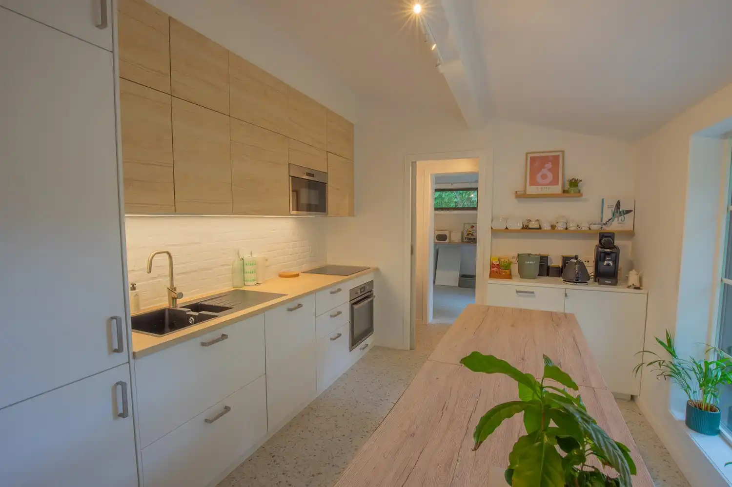 Rustig gelegen kantoorruimte in groene omgeving met parkeergelegenheid foto 9