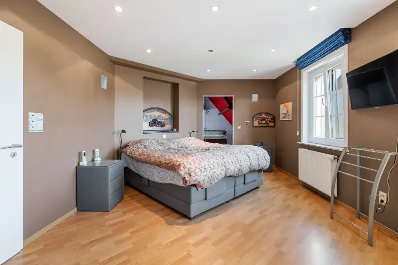 Exclusieve rustieke villa in Erembodegem met privé wellness foto 16