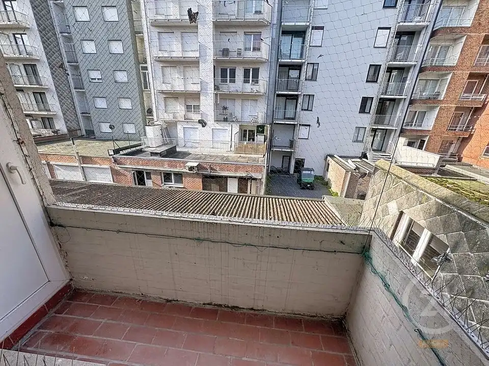 Ruim en volledig gerenoveerd appartement op centrale ligging in Westende-Bad foto 13