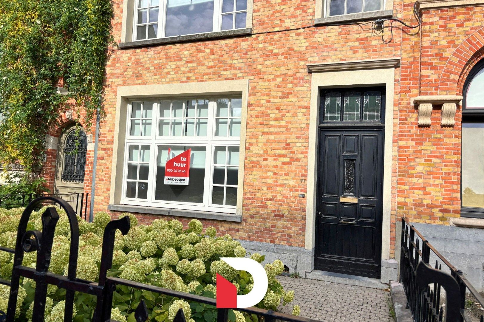 Prachtige lichtrijke burgerwoning te Kristus-Koning foto 2