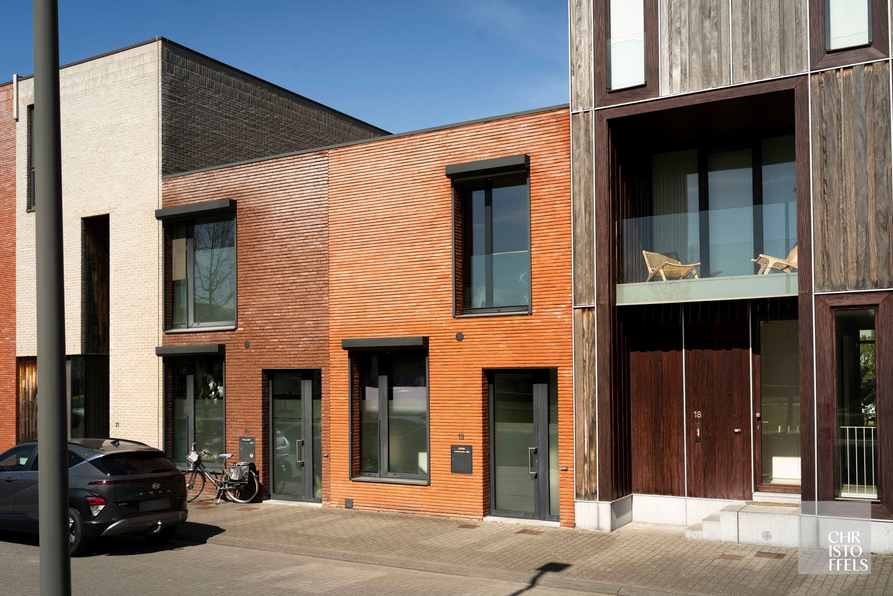 Centraal en rustig wonen in een groene omgeving. foto {{pictureIndex}}