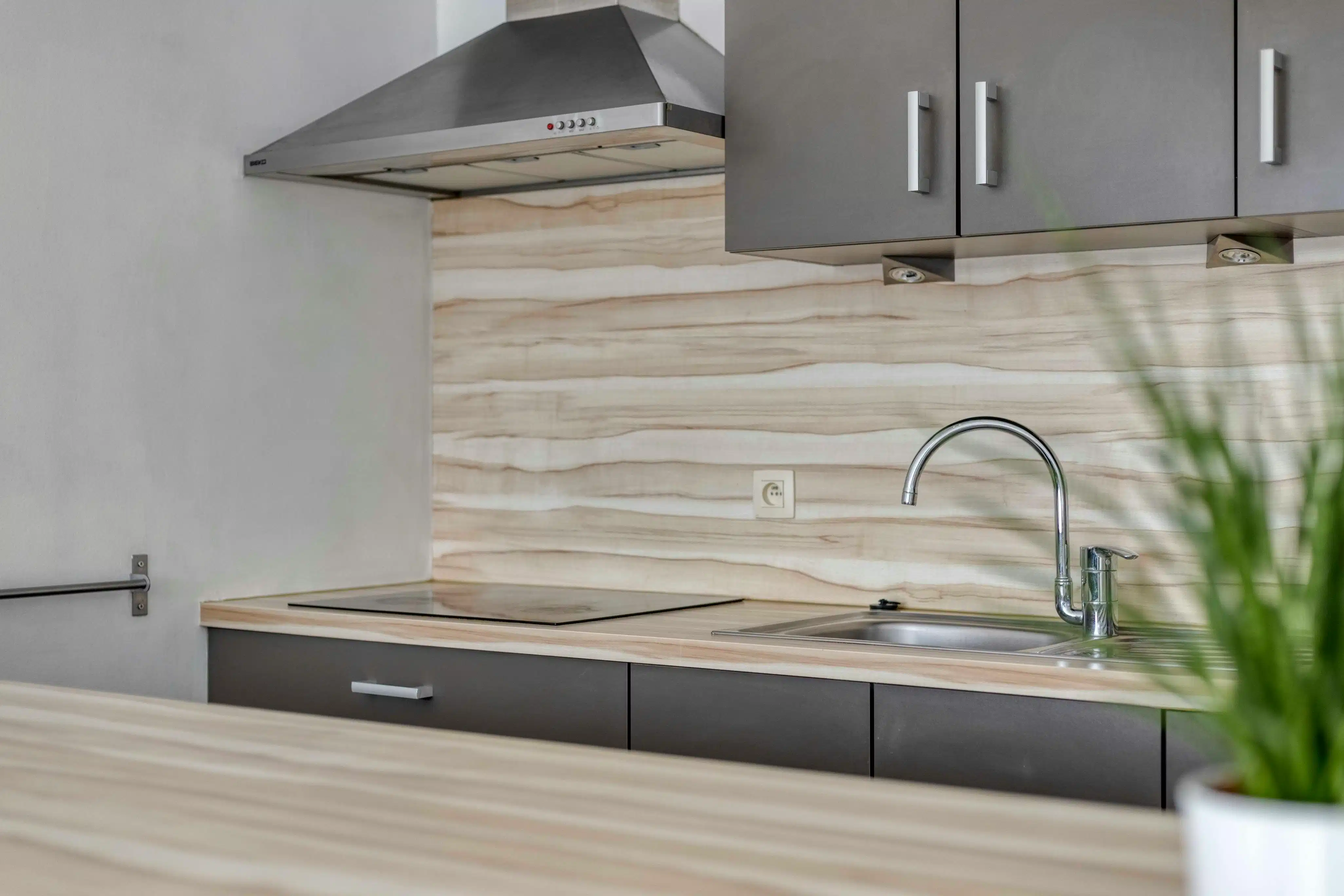 Instapklaar appartement te koop te St-Andries met 1 slpk  foto 7