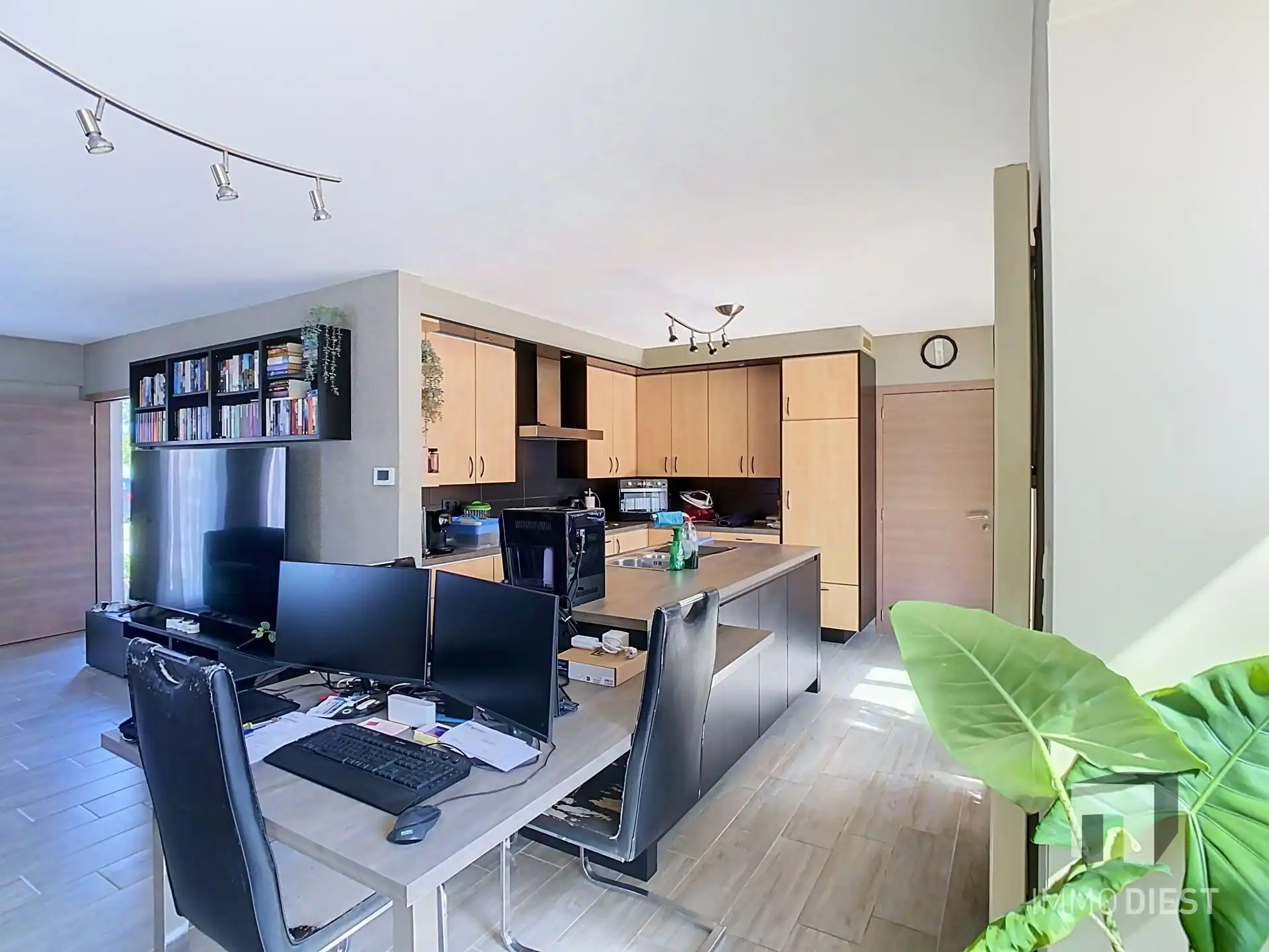 Unieke duurzame woning met 5 slaapkamers foto 12